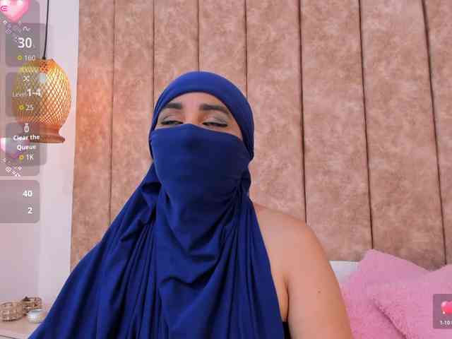 -Alisha webcam