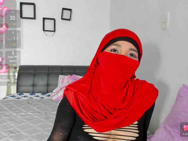 -Alisha webcam