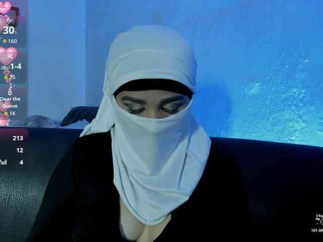 -Alisha webcam