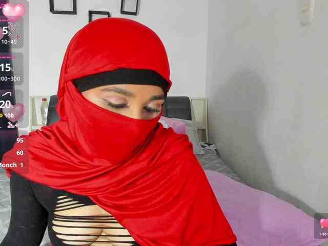 -Alisha webcam