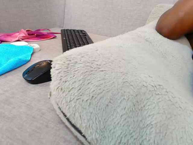 Модель: MelaniePatton