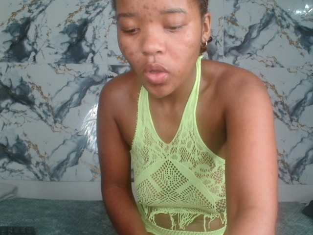 AshleyT255 live webcam show