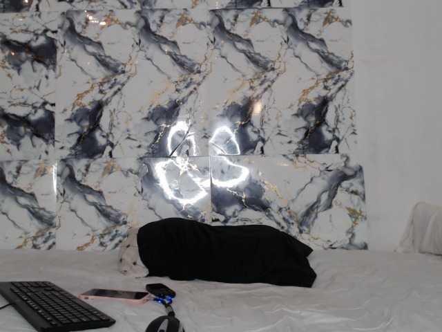 AshleyT255 live cam on BongaCams