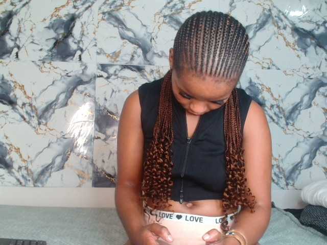 AshleyT255 live cam on BongaCams