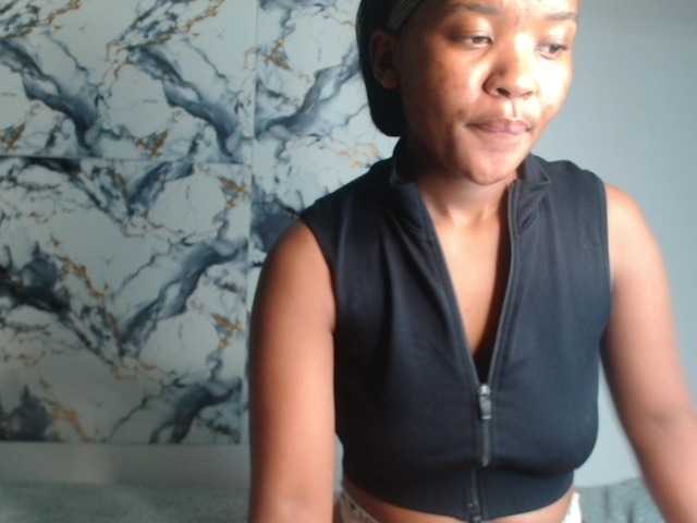 AshleyT255 live cam on BongaCams