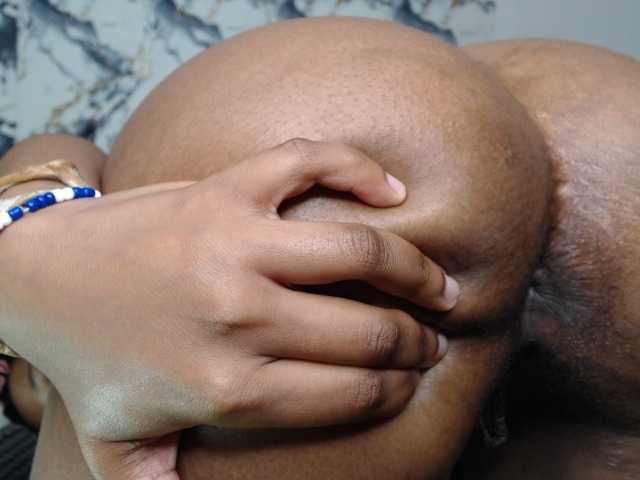 AshleyT255 live cam on BongaCams