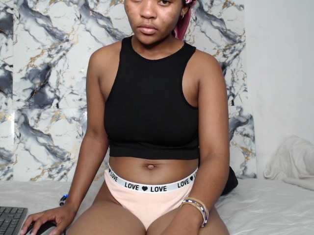 AshleyT255 live cam on BongaCams