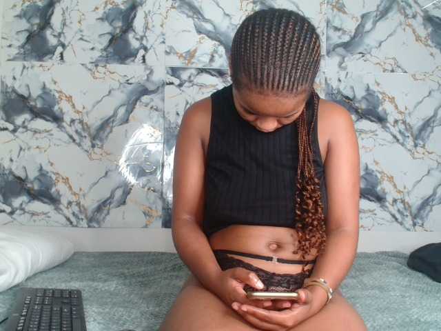 AshleyT255 live webcam show