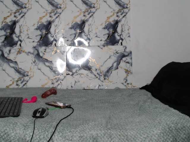 AshleyT255 live cam on BongaCams