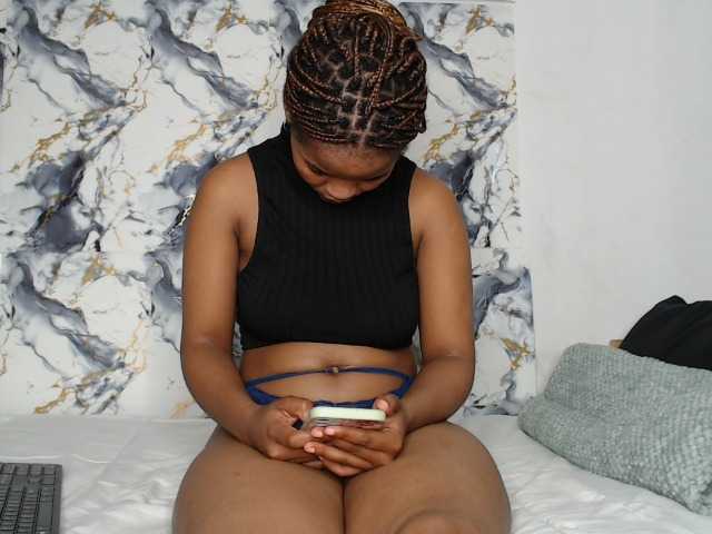 AshleyT255 live cam on BongaCams