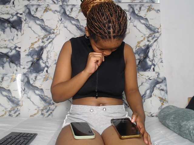 AshleyT255 live cam on BongaCams