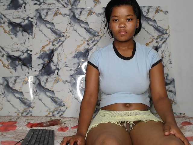 AshleyT255 live cam on BongaCams