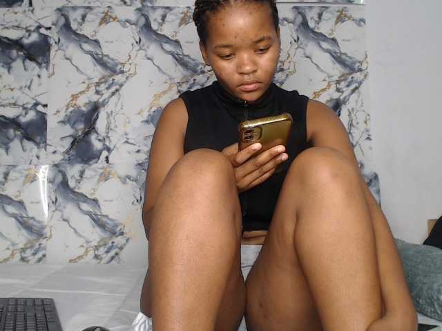 AshleyT255 live cam on BongaCams