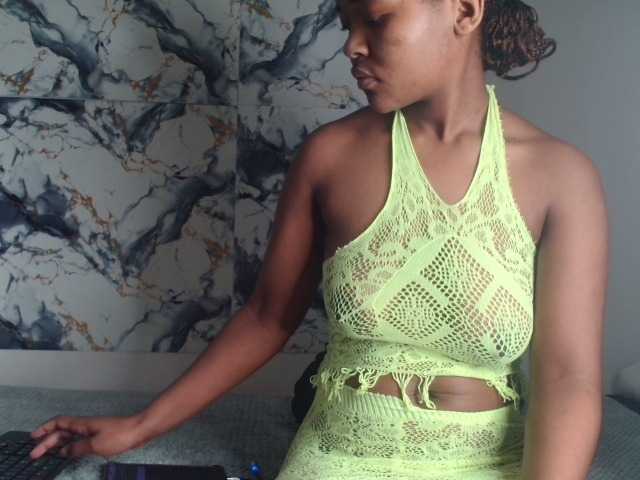 AshleyT255 live cam on BongaCams