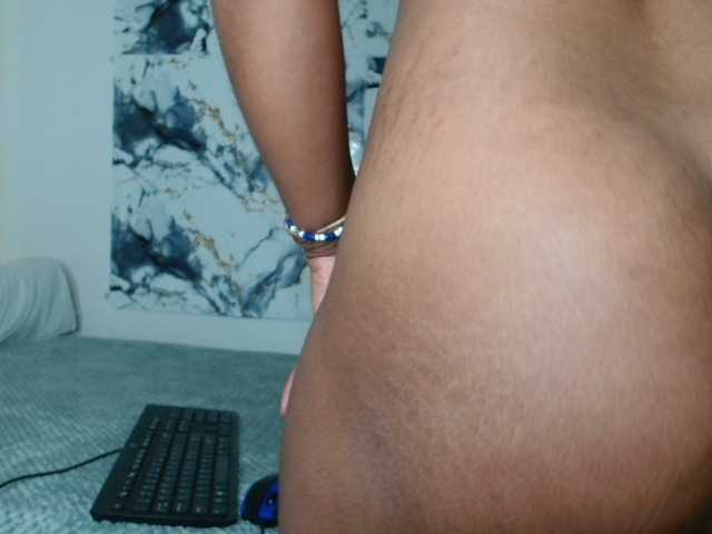 AshleyT255 live cam on BongaCams
