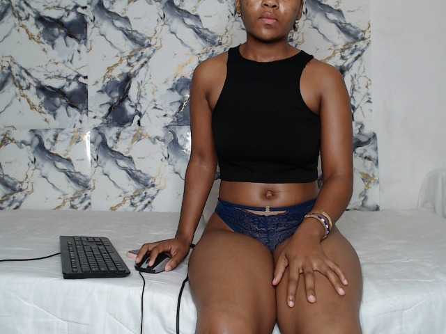 AshleyT255 live cam on BongaCams