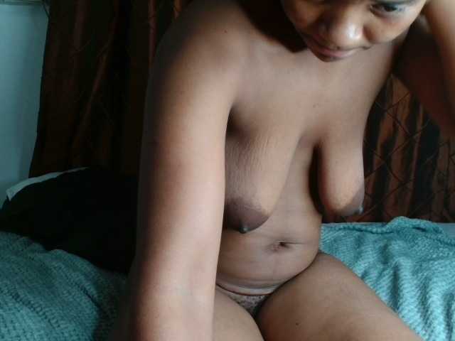 AshleyT255 live cam on BongaCams