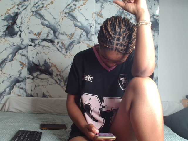 AshleyT255 live cam on BongaCams