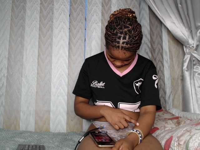 AshleyT255 live cam on BongaCams