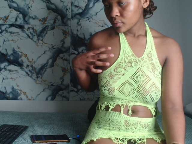 AshleyT255 live cam on BongaCams