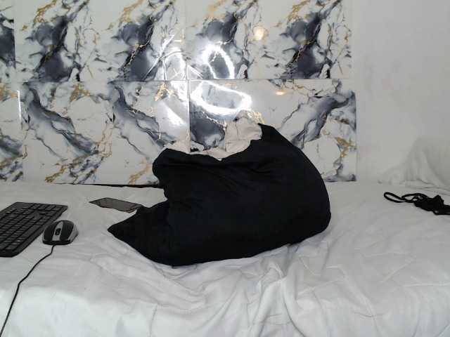 AshleyT255 live cam on BongaCams