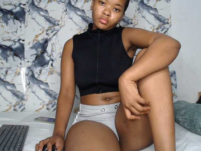 AshleyT255 live cam on BongaCams