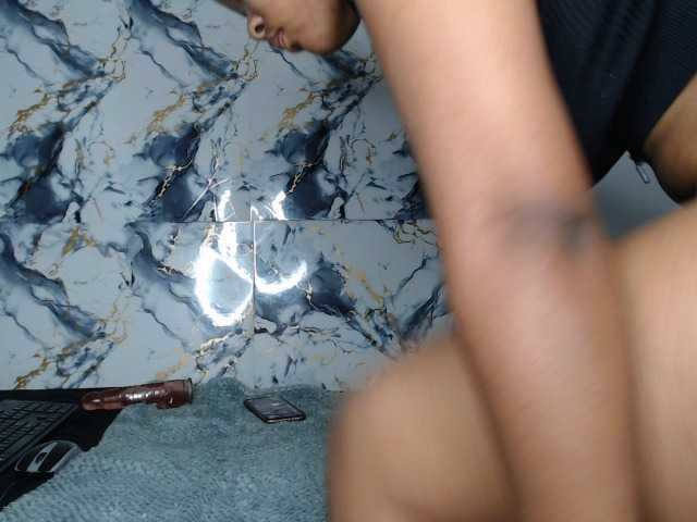 AshleyT255 live cam on BongaCams