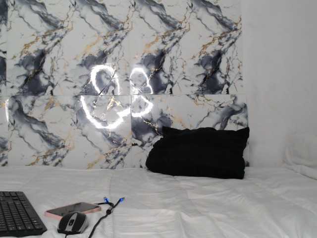AshleyT255 live cam on BongaCams
