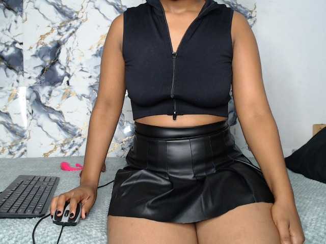 AshleyT255 live cam on BongaCams