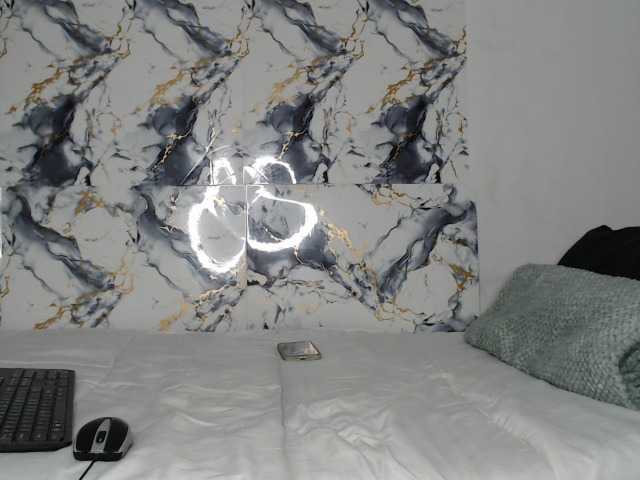 AshleyT255 live cam on BongaCams