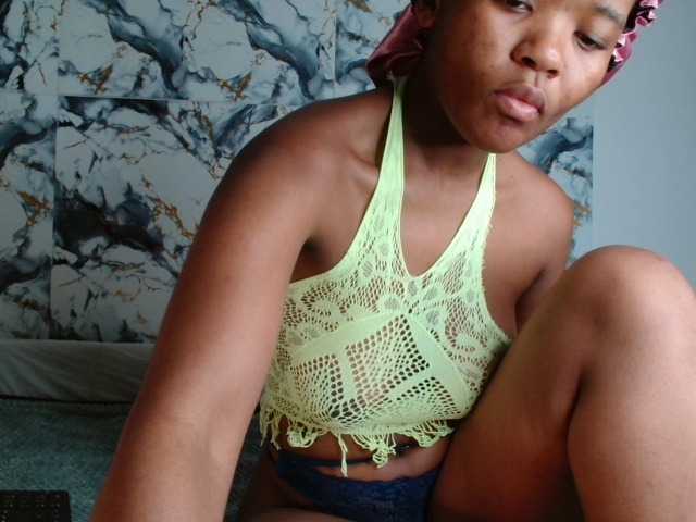AshleyT255 live cam on BongaCams