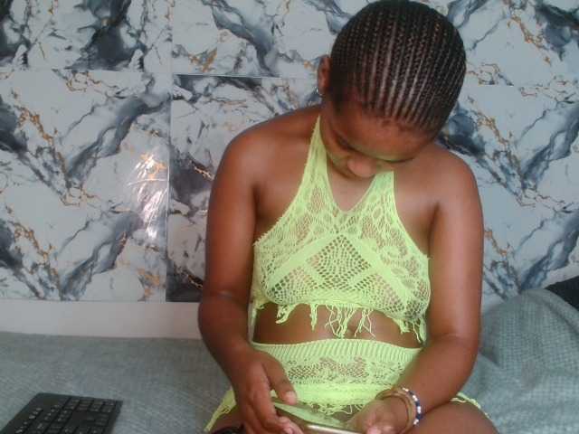 AshleyT255 live cam on BongaCams