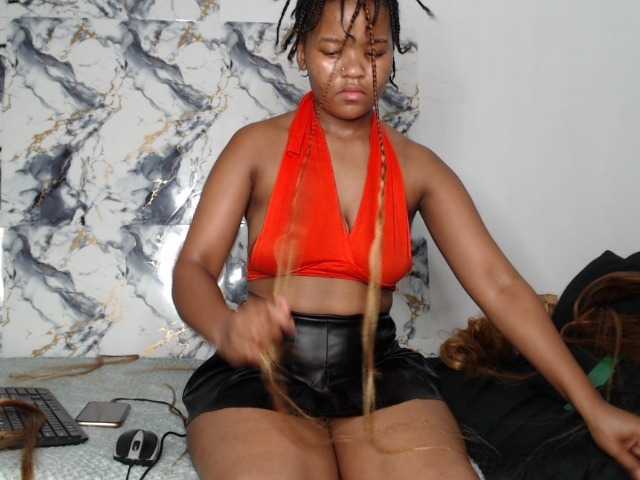 AshleyT255 live cam on BongaCams