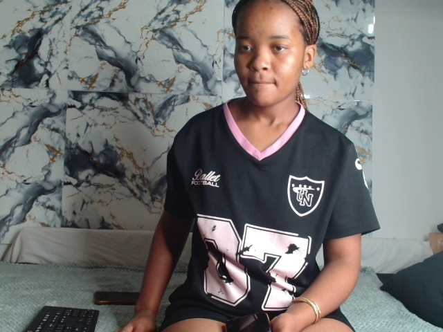 AshleyT255 live cam on BongaCams