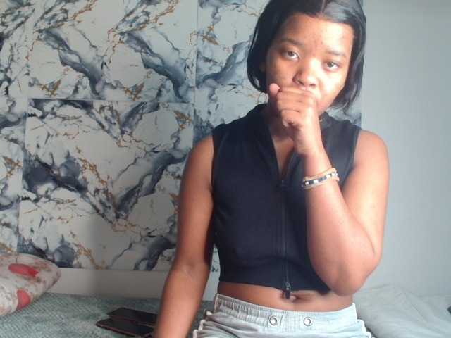 AshleyT255 live cam on BongaCams