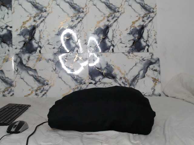 AshleyT255 live cam on BongaCams
