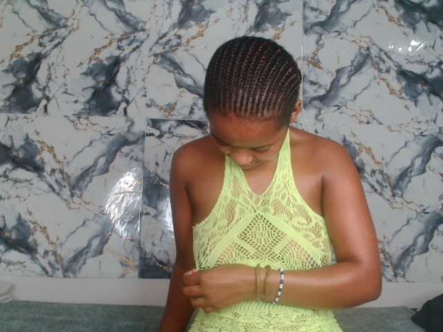 AshleyT255 live cam on BongaCams