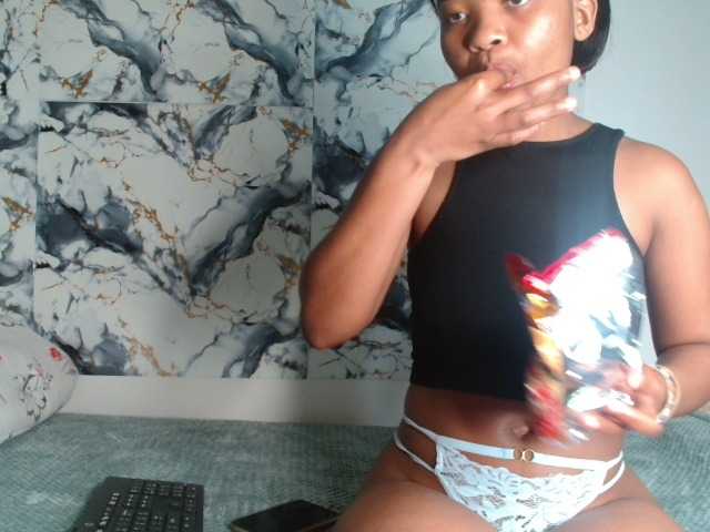 AshleyT255 live cam on BongaCams