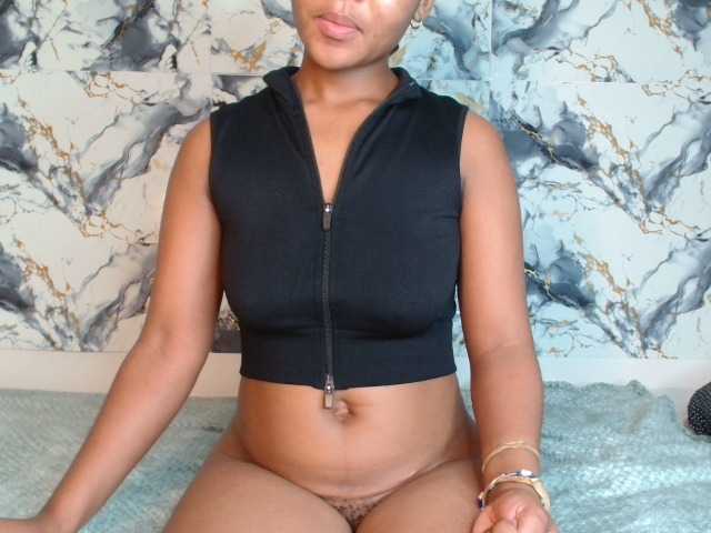 AshleyT255 live cam on BongaCams