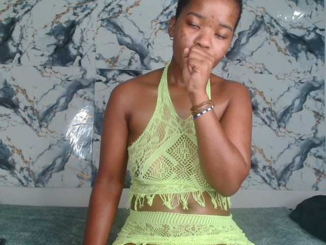 AshleyT255 live webcam show
