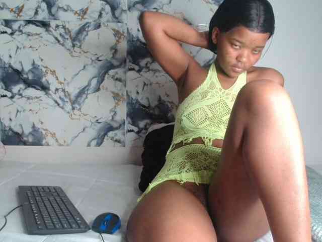 AshleyT255 webcam