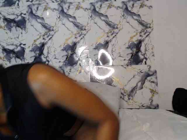 AshleyT255 webcam