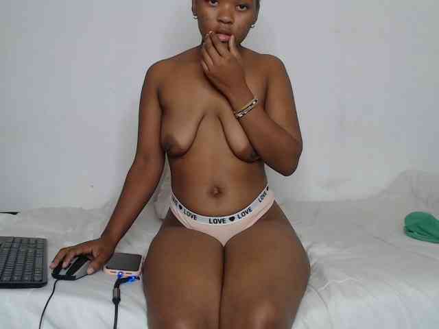 Modelo: AshleyT255