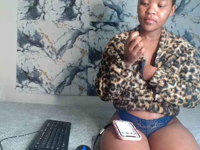 AshleyT255 webcam