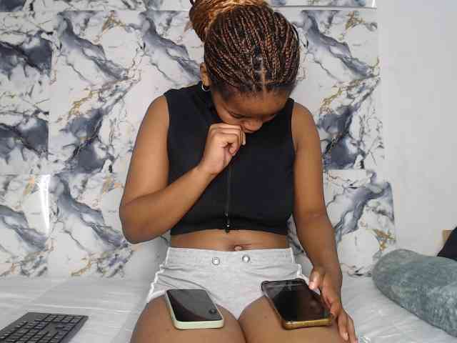 AshleyT255 webcam