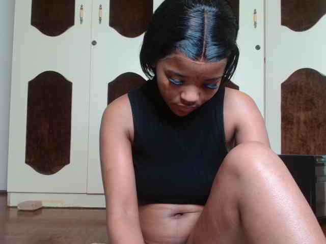 AshleyT255 webcam