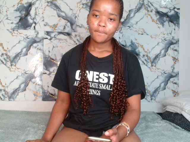 AshleyT255 webcam