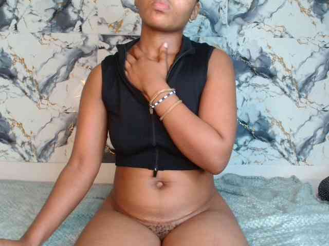 AshleyT255 webcam