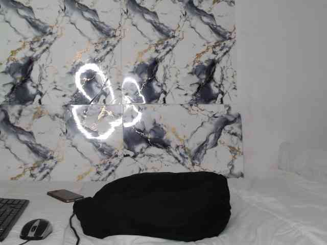 AshleyT255 webcam