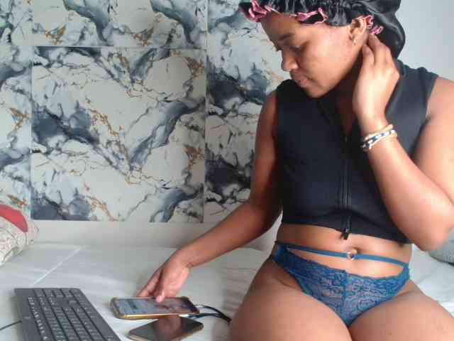AshleyT255 webcam